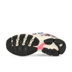 Hello Kitty X Adidas Astir W -Mode Sneaker Geschäft HQ4508 7