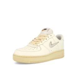Nike Wmns Air Force 1 07 Lx -Mode Sneaker Geschäft do9456 100 4