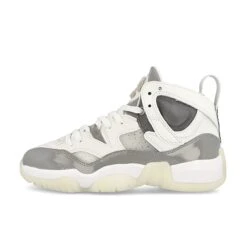 Air Jordan Wmns Jumpman Two Trey