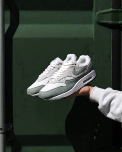 Nike Air Max 1 SC -Mode Sneaker Geschäft overkill nike DZ4549 100 5